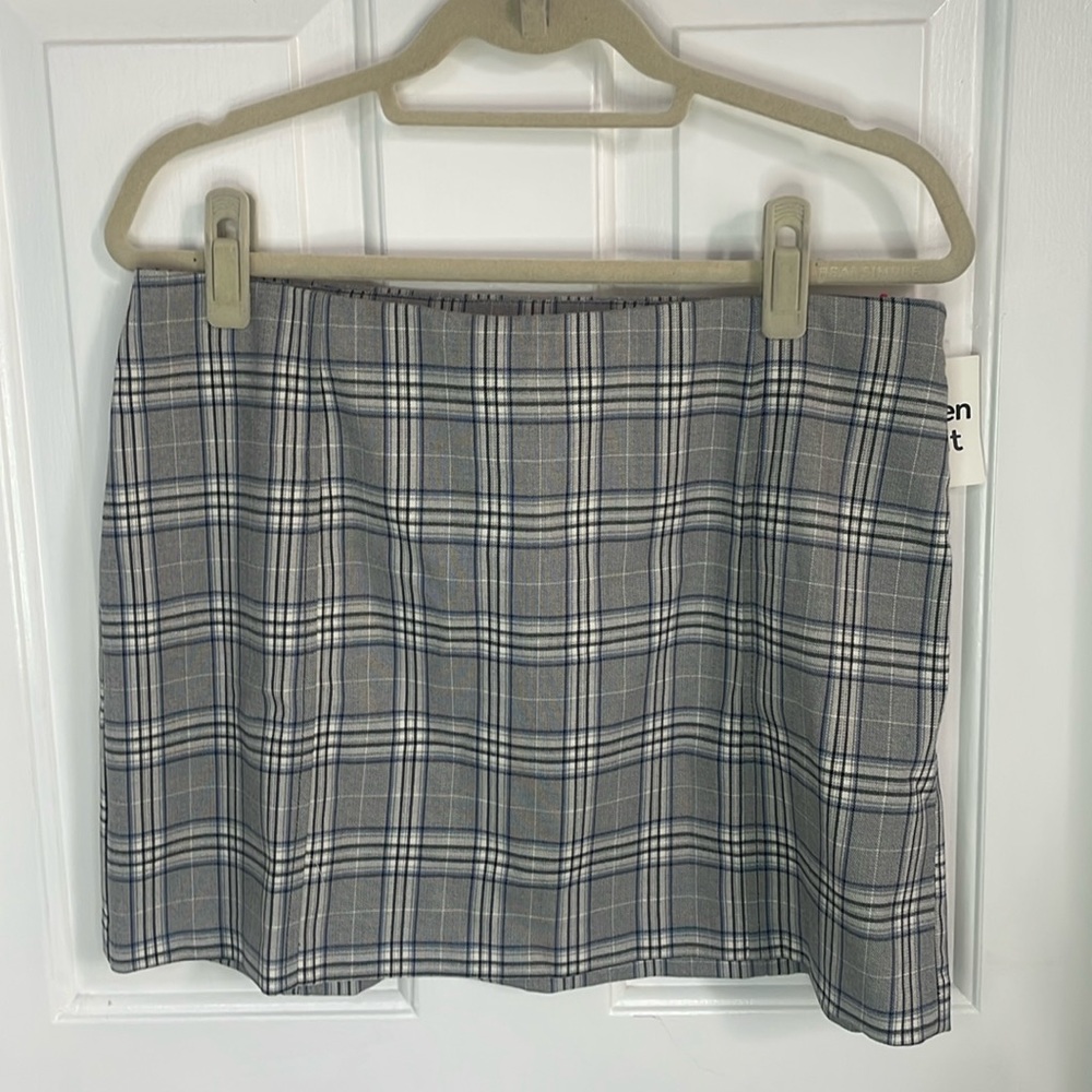 NWT gray plaid miniskirt size L